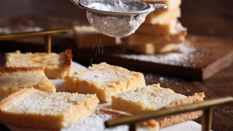 Cookie-Crust Lemon Bars Created by Probably This
