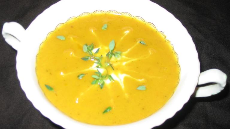 Carrot Thyme Soup created by Lorrie in Montreal