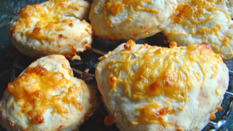 Very Tasty Cheesy Cheddar and Oat Scones Created by Derf2440