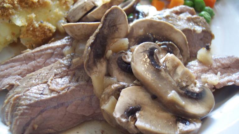 Flank Steak in Mushroom Wine Sauce Recipe - Food.com