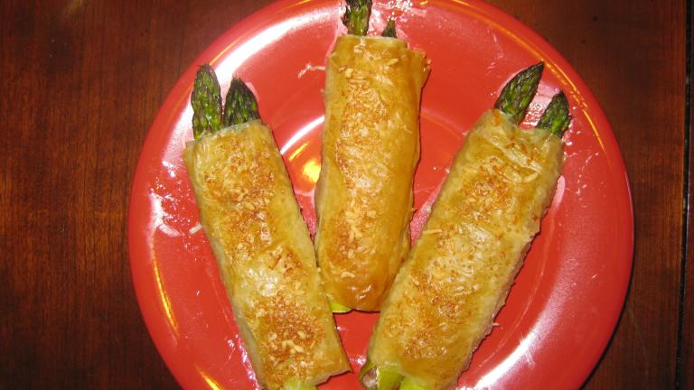 Phyllo Wrapped Asparagus created by Dannys Diner