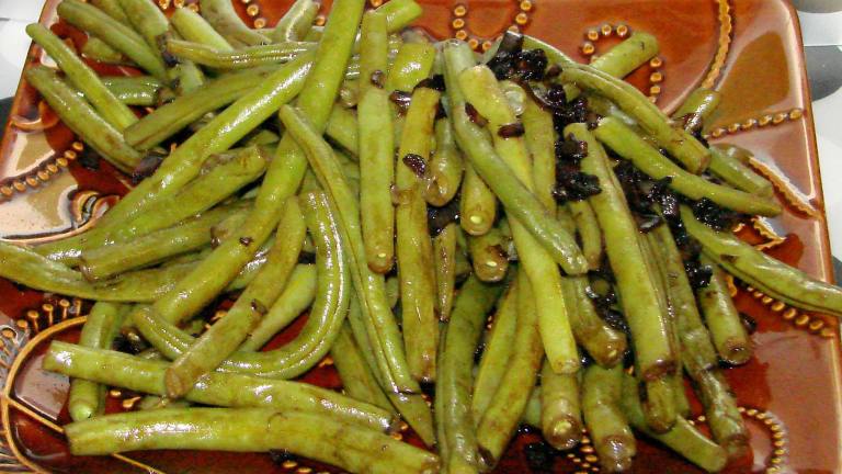 Green Beans With Balsamic-Shallot Butter Created by Boomette