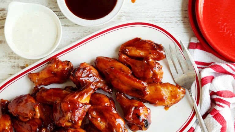 Honey Barbecue Chicken Wings Created by Jonathan Melendez 