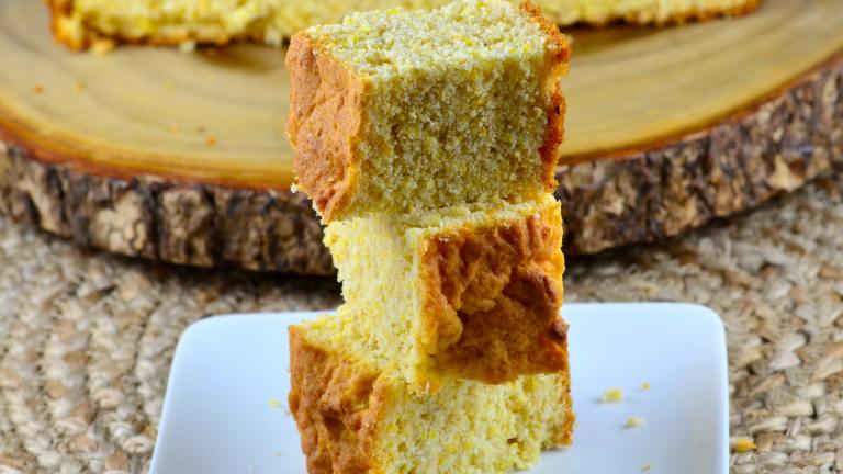Gluten Free Cornbread Created by May I Have That Rec