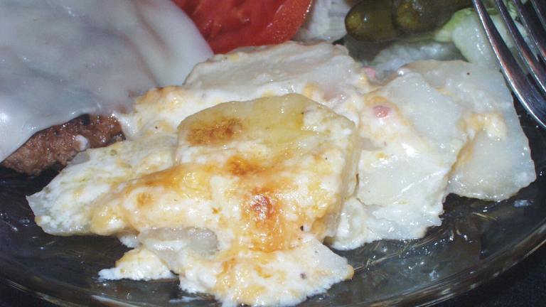 Cheesy Bacon Scalloped Potatoes created by Marsha D.