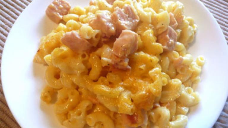 Baked Macaroni and Cheese With Ham Created by Outta Here