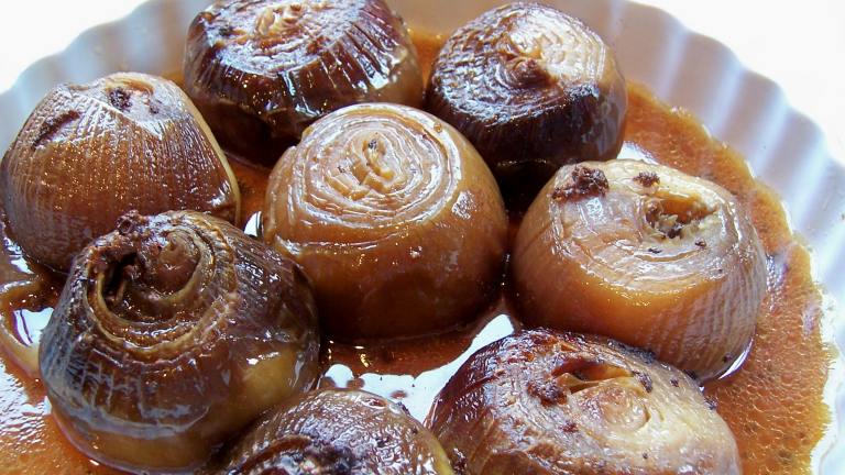 Crock Pot Caramelized Whole Onions created by lazyme