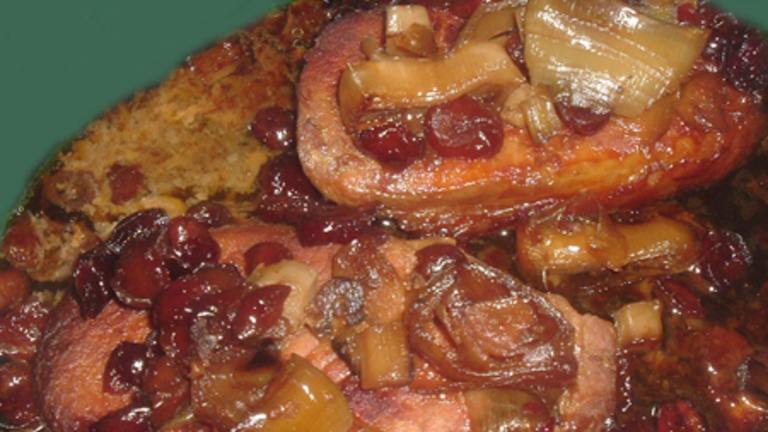 Pork Chops With Cranberries (Crock Pot) Created by Bergy