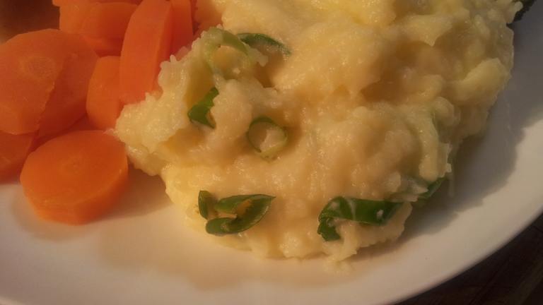 Parsley, Garlic, & Scallion Mashed  Potatoes created by ImPat