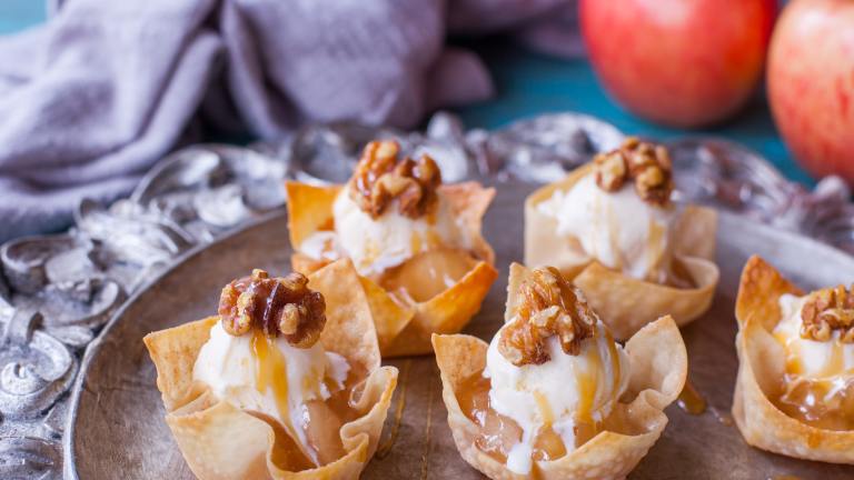 Lina's Apple Pie Dessert Cups + Created by DianaEatingRichly