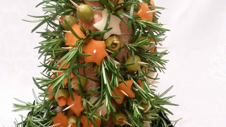 Olive Appetizer Tree Created by Artandkitchen