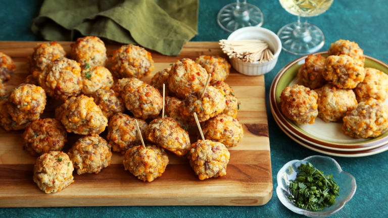 Make-Ahead Bisquick Sausage Ball Appetizers Created by Jonathan Melendez 