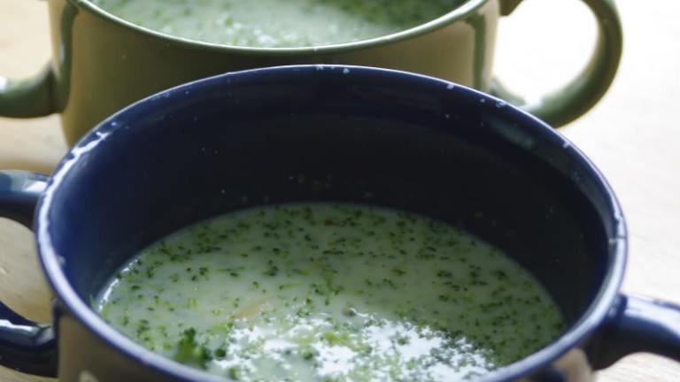 Easy & Delicious Broccoli Cheese Soup Created by Redsie