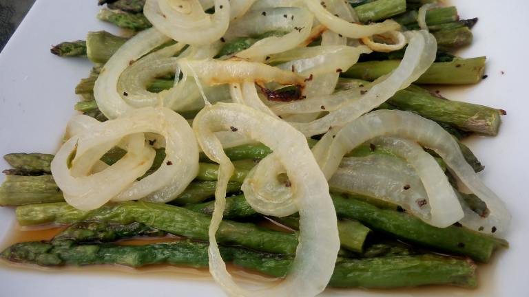 Roasted Asparagus With Onions created by Parsley