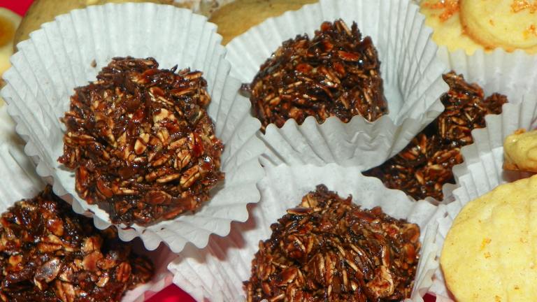 Hershey's Cocoa Haystacks created by Baby Kato