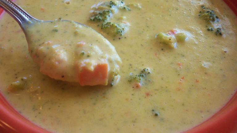 Broccoli, Red Pepper, and Cheddar Chowder created by Parsley