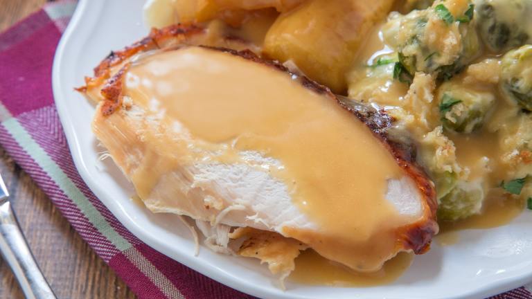 Easy Make-Ahead Turkey Gravy Created by anniesnomsblog