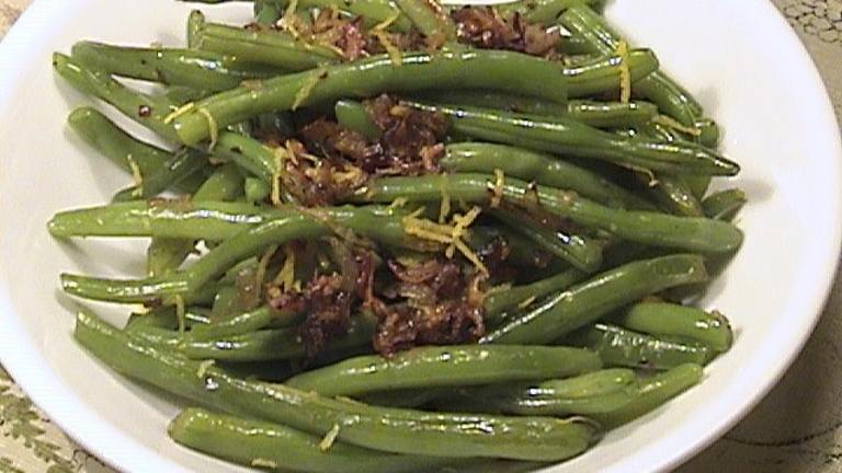 Green Beans With Caramelized Shallots Created by Lori Mama