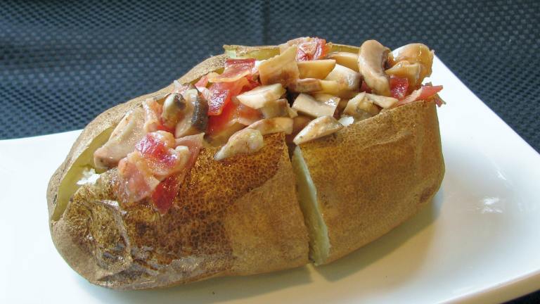 Bacon-Mushroom Baked Potato Topping created by lazyme
