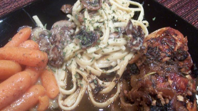 Linguine With Mushrooms and Garlic Cream Sauce Created by lazyme