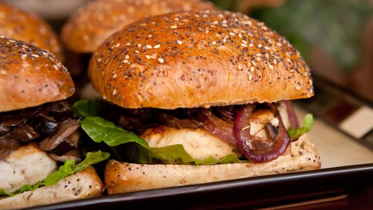 Roasted Garlic Turkey Burger W/Portabella Mushrooms created by CulinaryExplorer