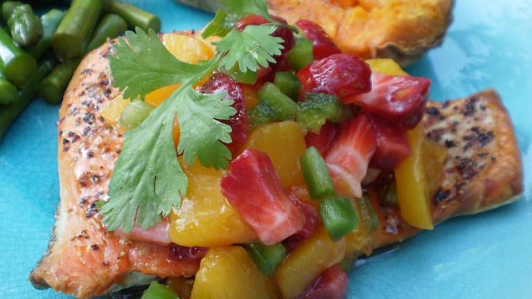 Salmon or Halibut With Fruit Salsa Created by breezermom