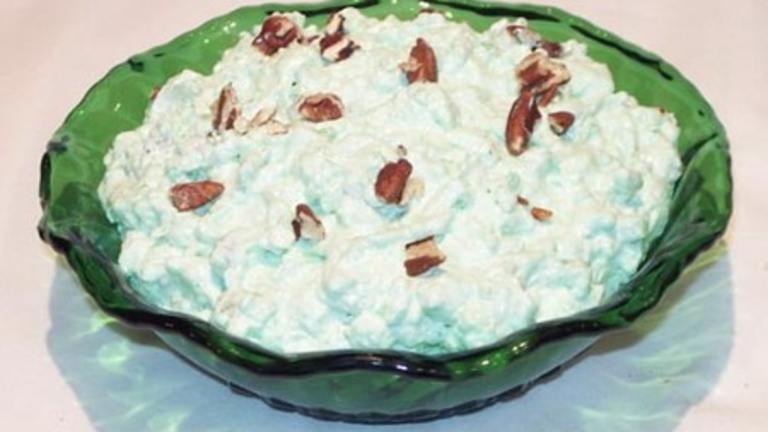 Amish Dry Lime Gelatin Salad / Dessert (Jello) Created by Olive
