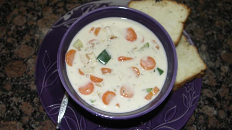 Easy and Creamy Turkey-Vegetable Soup Created by Juenessa