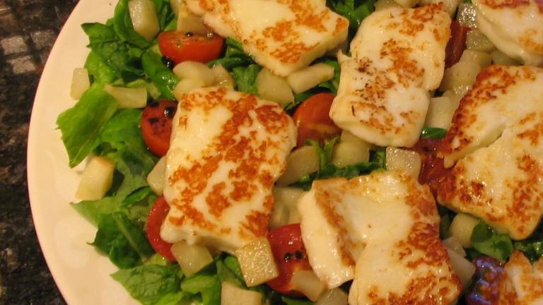 Halloumi and Pear Salad Created by stormylee