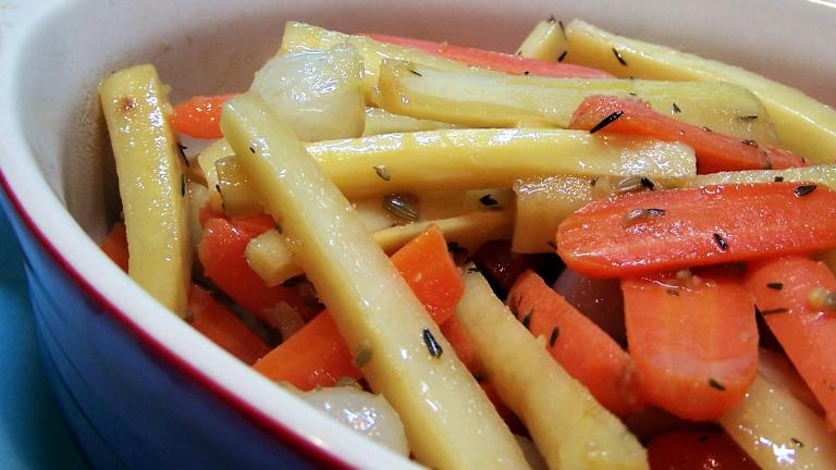 Glazed Pearl Onions & Carrots Created by PaulaG