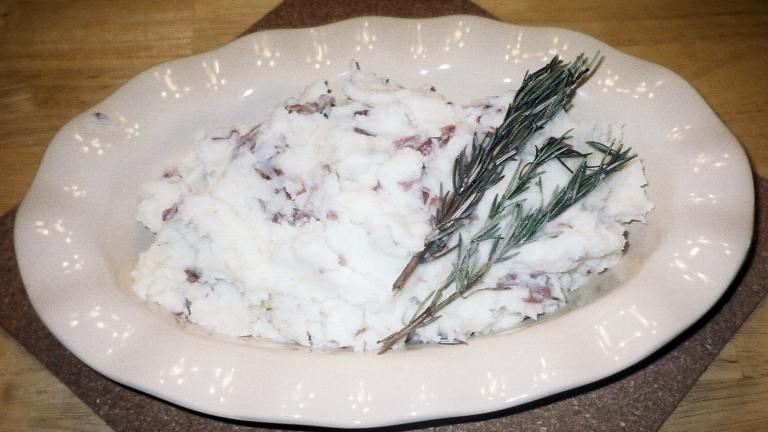 Garlic and Rosemary 'smashed' Potatoes Created by Julie Bs Hive