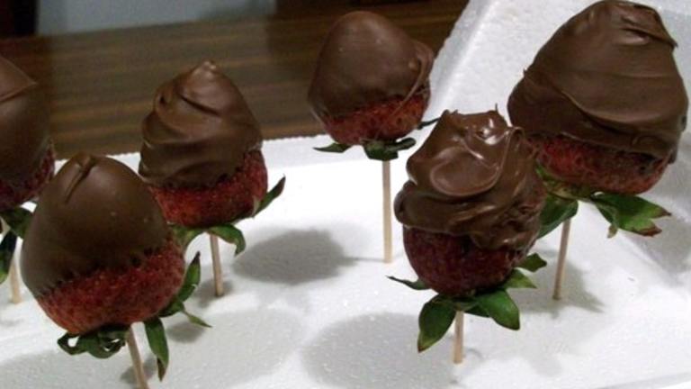 Chocolate Dipped Strawberries created by 2Bleu