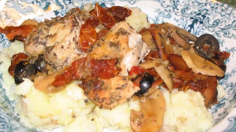 Crock Pot Chicken With Sun-Dried Tomatoes created by Auntie Mags