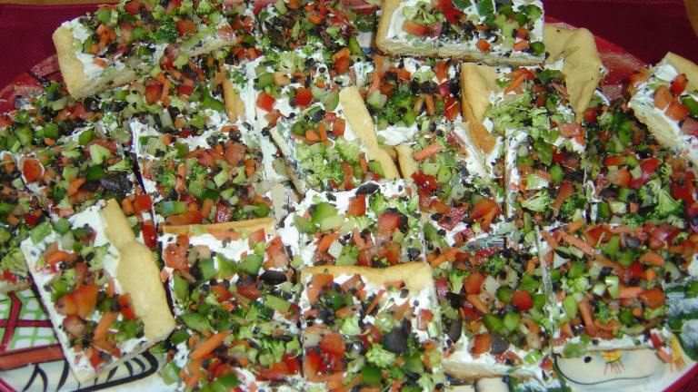 Linda's Mexican Veggie Pizza Created by Lindas Busy Kitchen