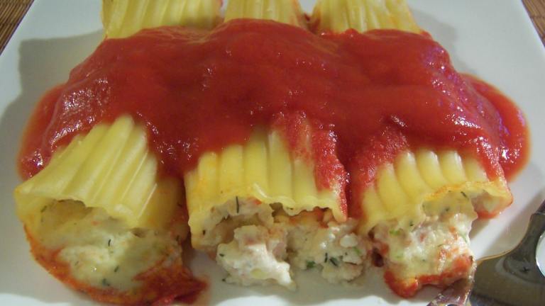 Manicotti Shells Filled With Cheese and Smoked Salmon Bits created by Bobtail