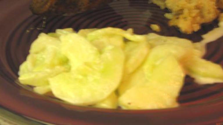 Marinated Cucumbers in Sour Cream Created by diner524