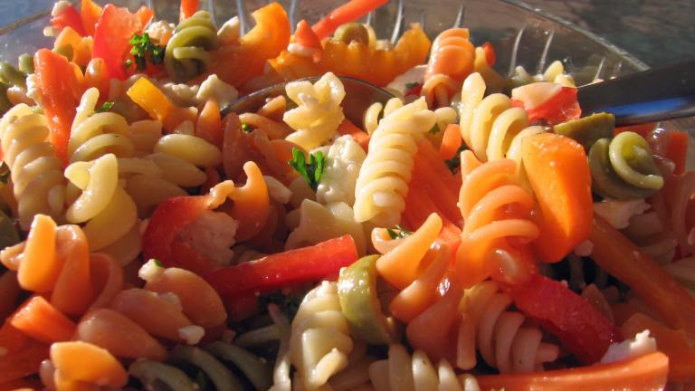 Garlic Pasta Salad Created by Dreamer in Ontario