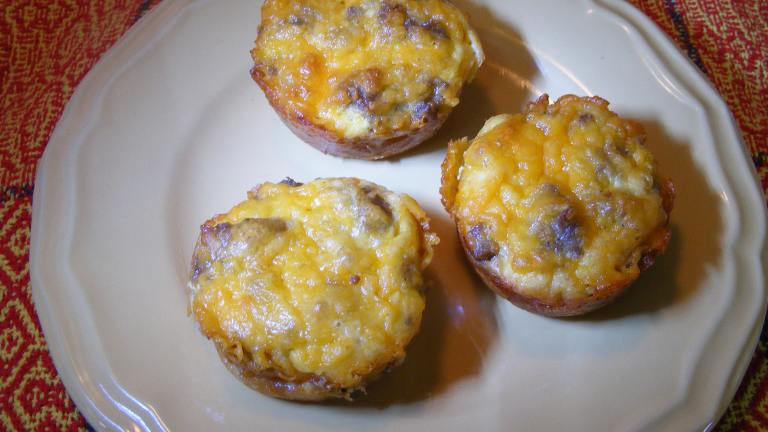 Sausage Cheese Biscuits (Muffins) Created by Seasoned Cook
