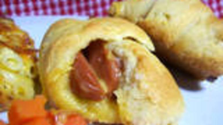 Cheesy-Mustard Pigs In A Blanket Created by Chef shapeweaver 