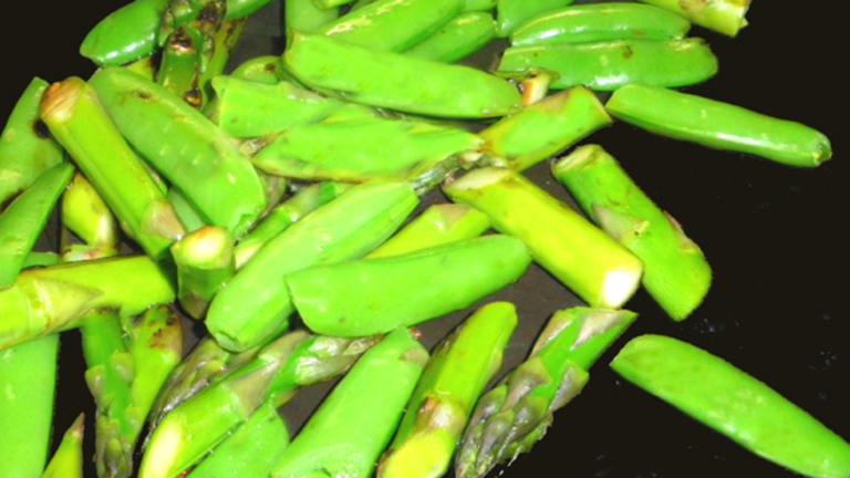 Sauteed Asparagus and Snap Peas Created by Bergy