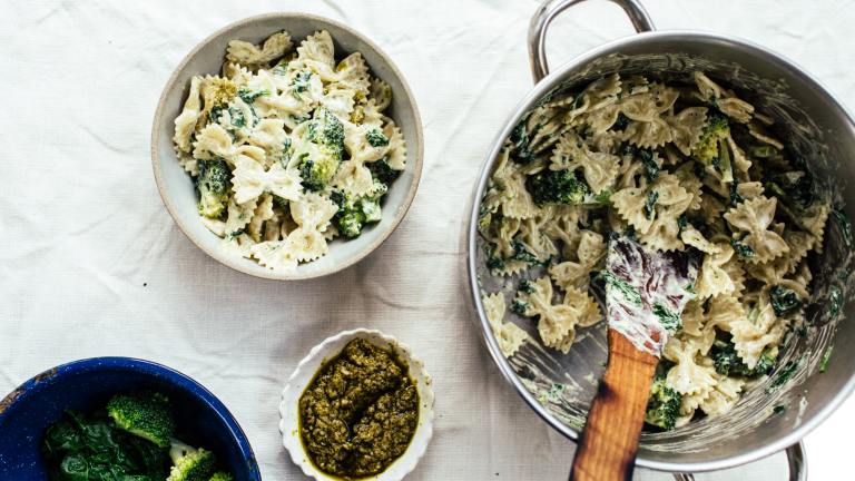 Creamy Vegan Pesto Pasta With Broccoli created by Izy Hossack