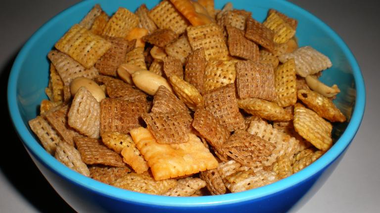 My Microwavable Version of Chex Party Mix Created by mailbelle