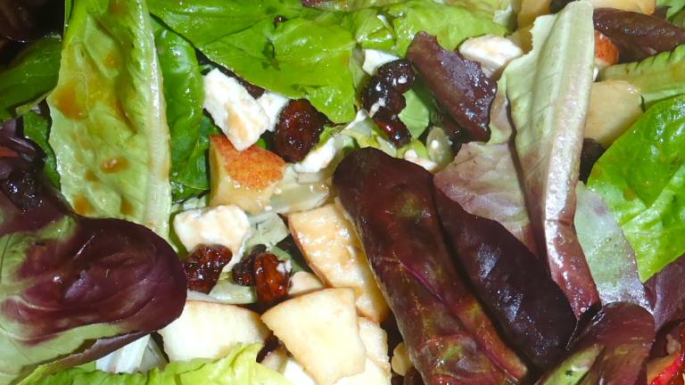 Port Wine Spinach Salad With Sweet and Spicy Pecans Created by Linky