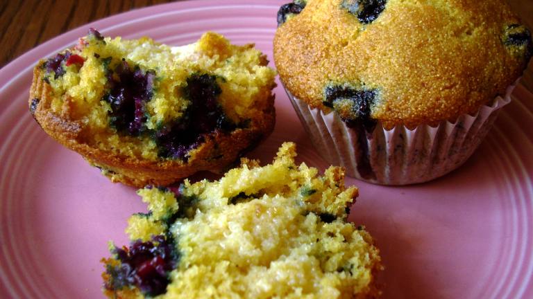 Raspberry or Blueberry Corn Muffins Created by loof751