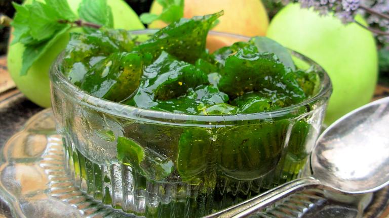 Old Fashion Apple-Mint Jelly Created by French Tart