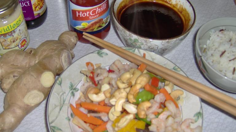 Stir-Fry Prawns / Shrimps With Vegetables and Fresh Thai Noodles Created by Benthe Danish