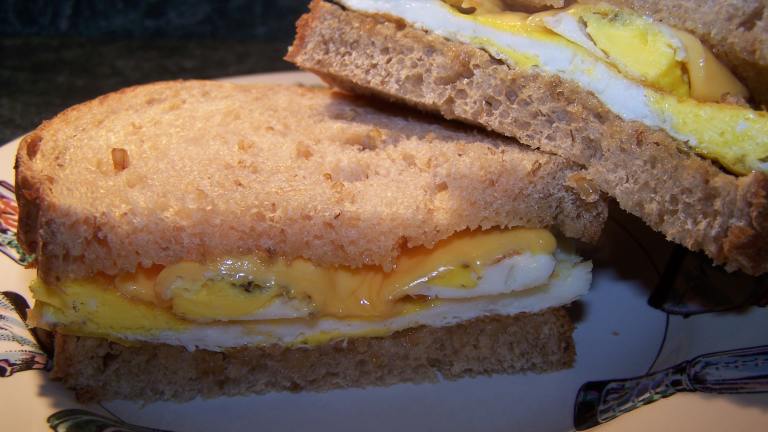 Ridiculously Easy, Utterly Delicious Egg Sandwich Created by Munchkin Mama