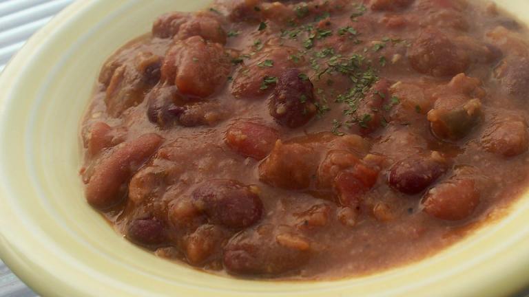 Thick and Chunky Crock Pot Game Day Chili created by Parsley