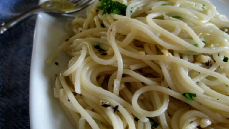 Herbed Angel Hair Pasta for 2 Created by Caroline Cooks