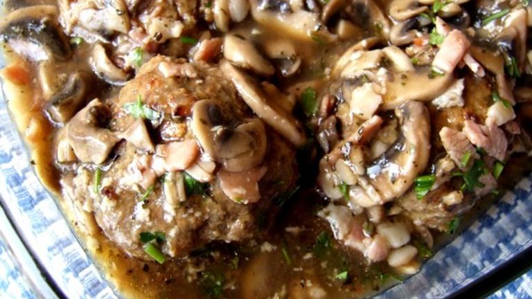 Meatballs in Rich Mushroom Sauce Created by Zurie
